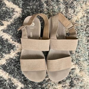 Clarks sandals